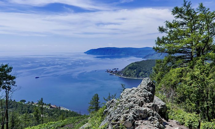 Hồ Baikal - Hồ nước ngọt lớn nhất thế giới